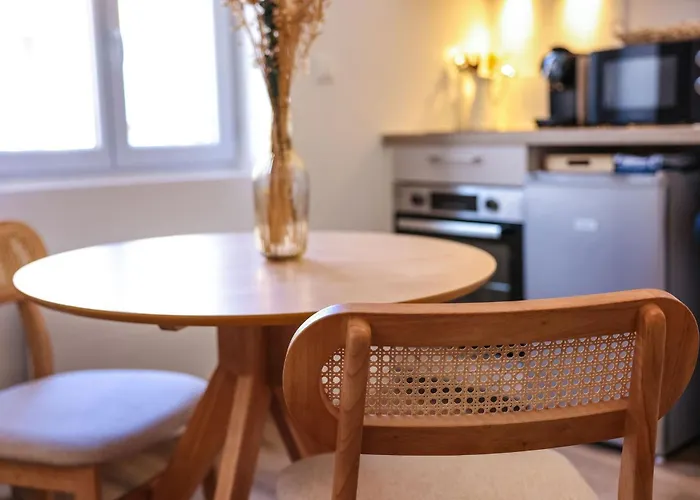 Апартаменты N5 Le De Montaudry - Calme - Parking