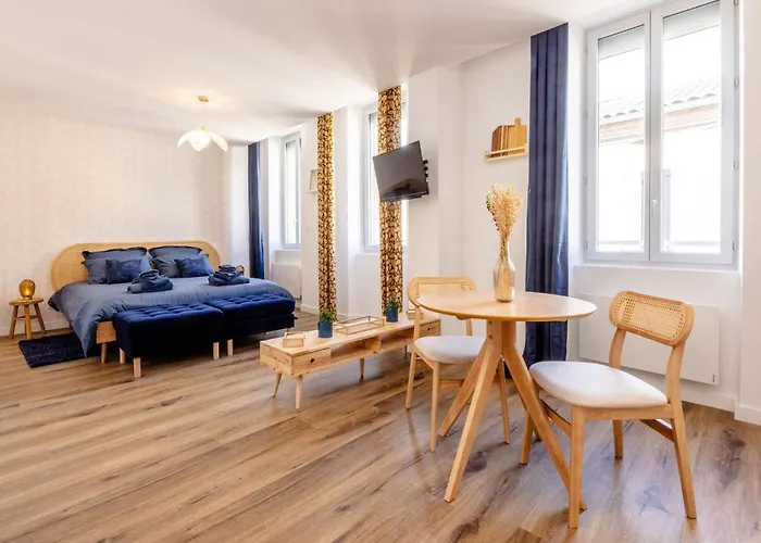 N5 Le De Montaudry - Calme - Parking Апартаменты